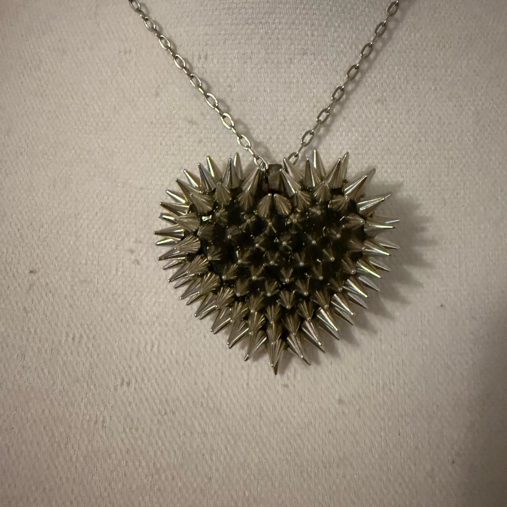 Bunny Paige Large Spiked Heart Necklace punk goth festival edgy emo witchy 🔮
